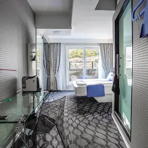 Magic & Kloverhuset Hotell
